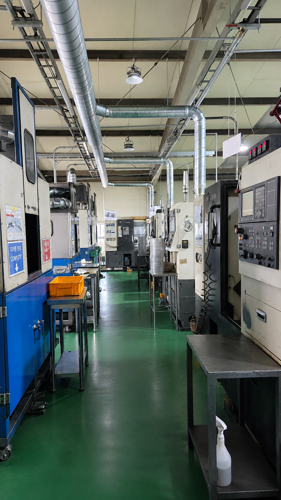 AUTO Components 제품군 관련 생산 이미지